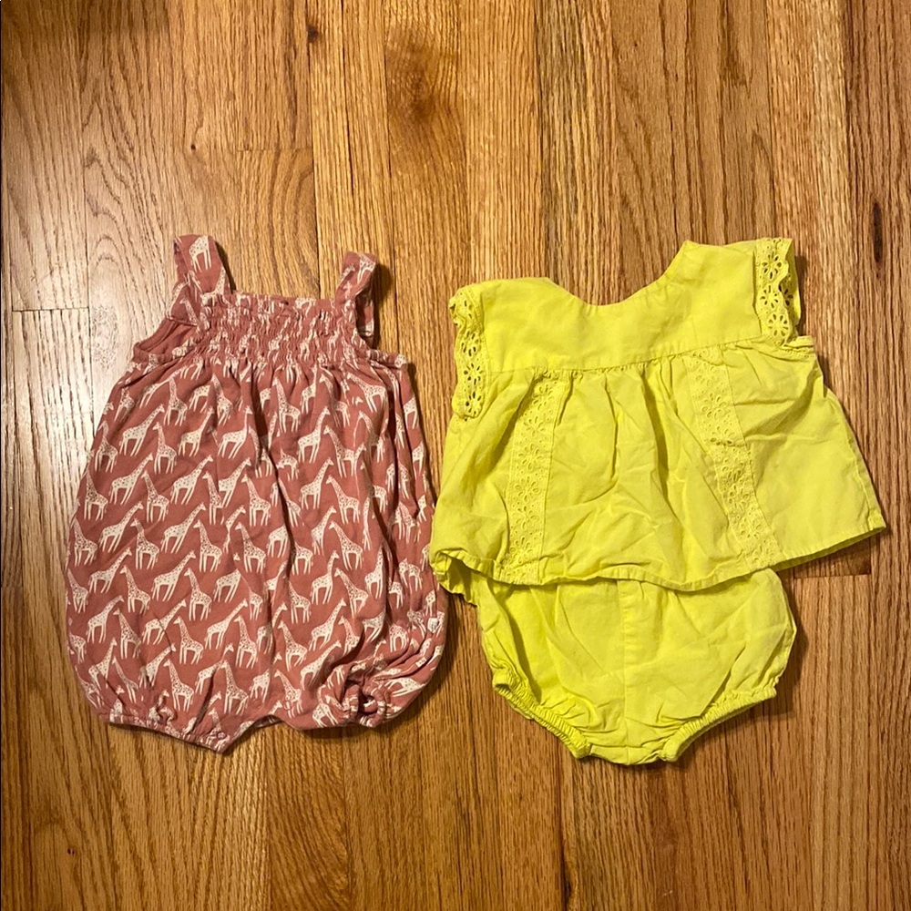 GAP Summer Baby Bundle - Pink Giraffes and Yellow Eyelet Outfit